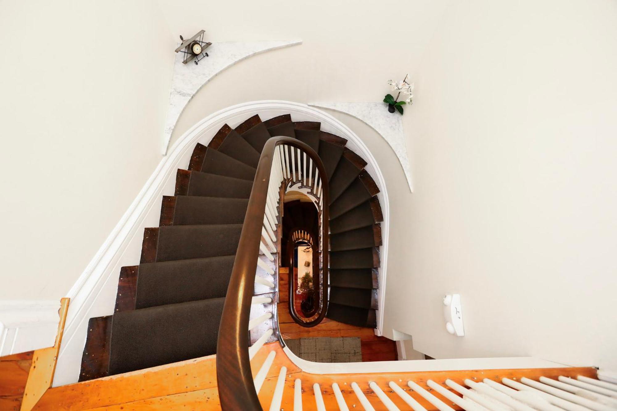 Cozy Furnished Studio In Beacon Hill #4 Бостън Екстериор снимка